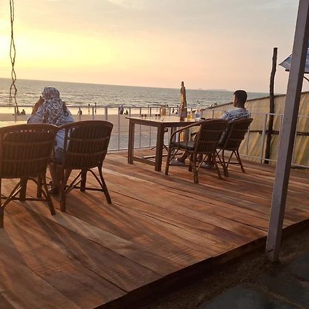 Happy Shack Beach And Wooden Huts Колва Экстерьер фото