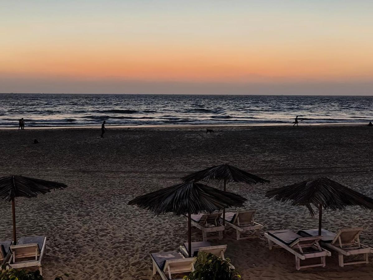 Happy Shack Beach And Wooden Huts Колва Экстерьер фото