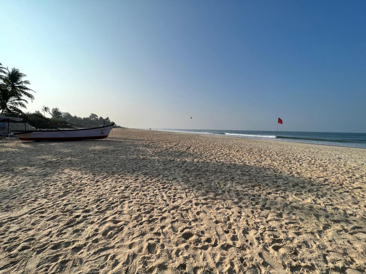 Happy Shack Beach And Wooden Huts Колва Экстерьер фото