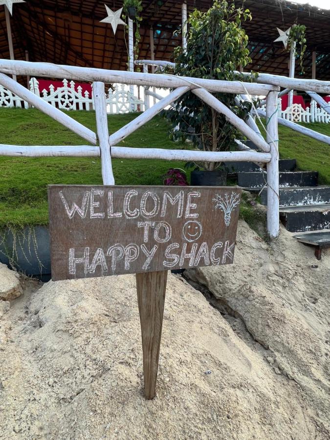 Happy Shack Beach And Wooden Huts Колва Экстерьер фото