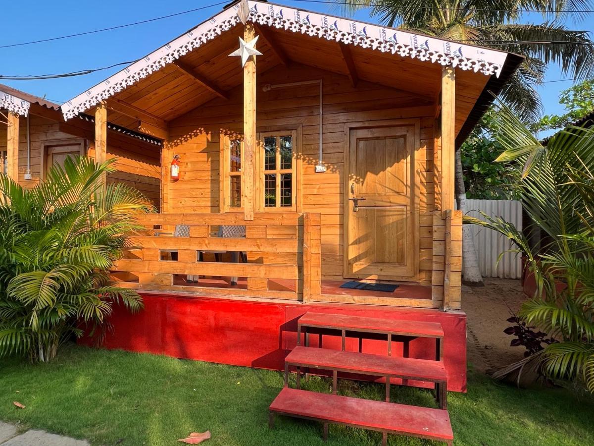 Happy Shack Beach And Wooden Huts Колва Экстерьер фото