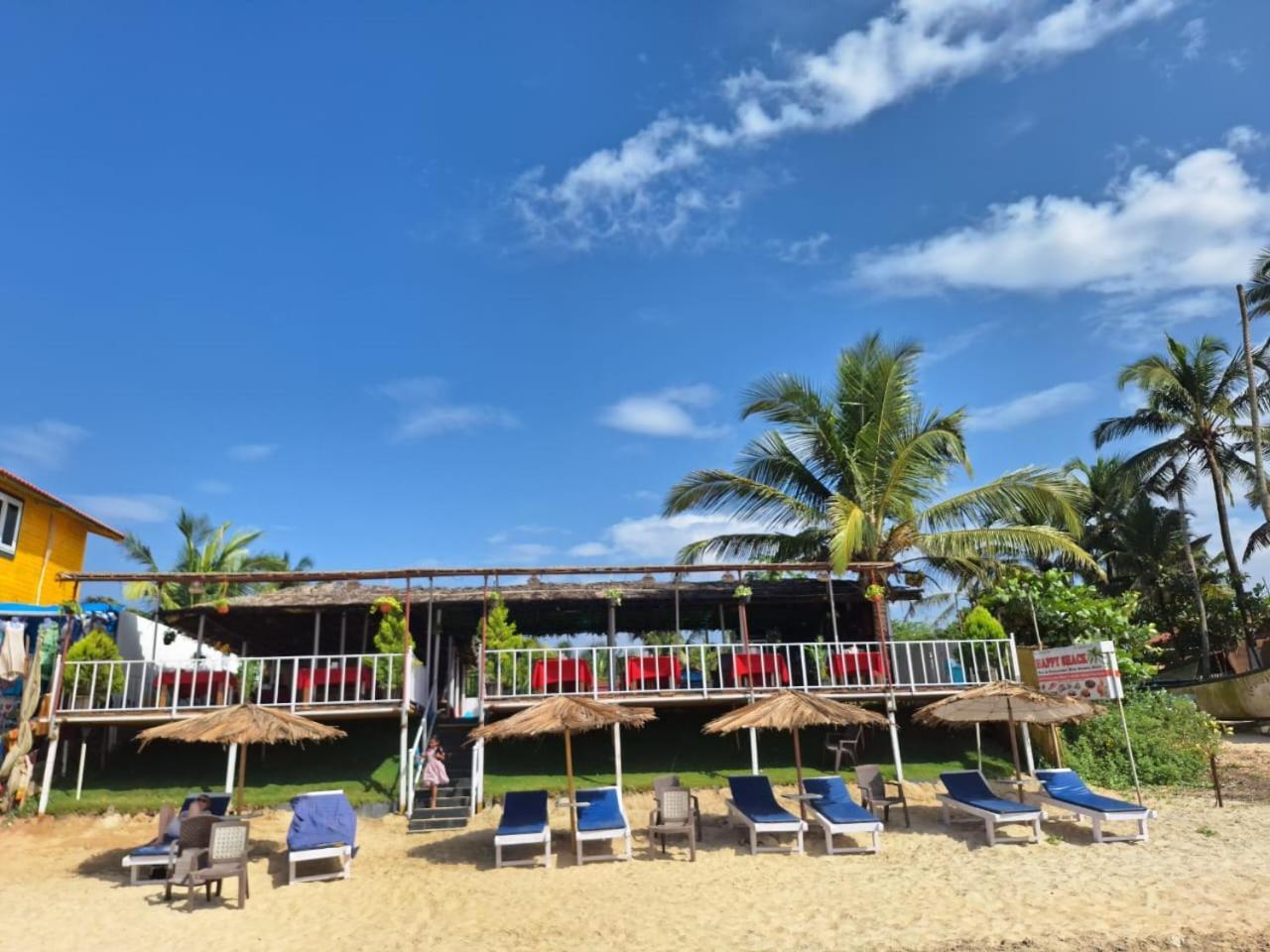 Happy Shack Beach And Wooden Huts Колва Экстерьер фото